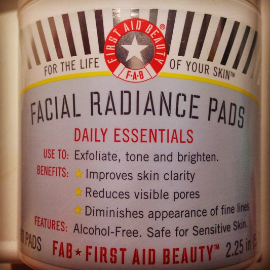 First Aid Beauty Facial Radiance Pads